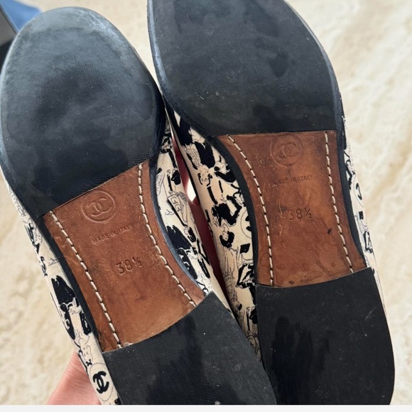 Vintage Chanel black and white Coco silk ballerina's with rosette - Picture 4 of 7